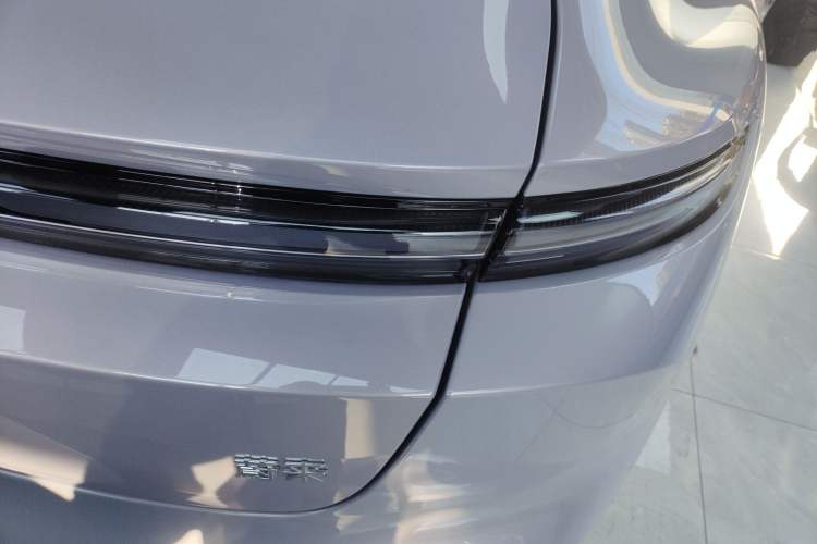 Used Nio ET5T 2025 75 kWh Touring Exterior 6