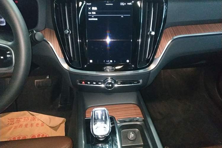 Used Volvo S60 2025 B4 Zhiyuan Luxury Edition