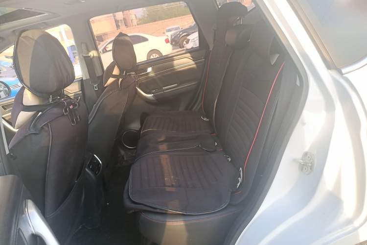 Used Haval M6 2018 1.5T Manual Two-Wheel Drive Elite Model Left Rear Seat