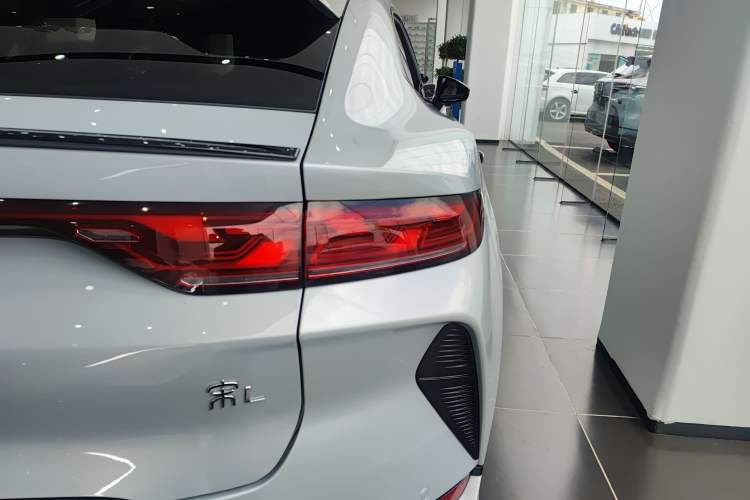 Used BYD Song L EV 2024 550km Beyond Edition