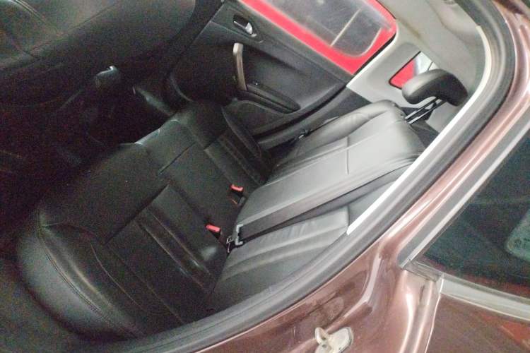 Used Peugeot 2008 2014 1.6L Automatic Navigation Edition