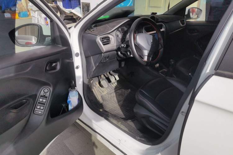 Used Peugeot 301 2014 1.6L Manual Comfort Edition