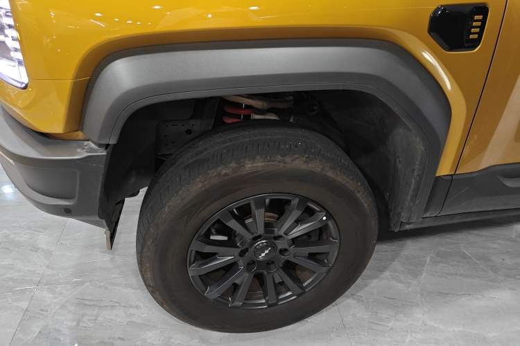 Used Formula Leopard Leopard 5 2023 Navigator Edition