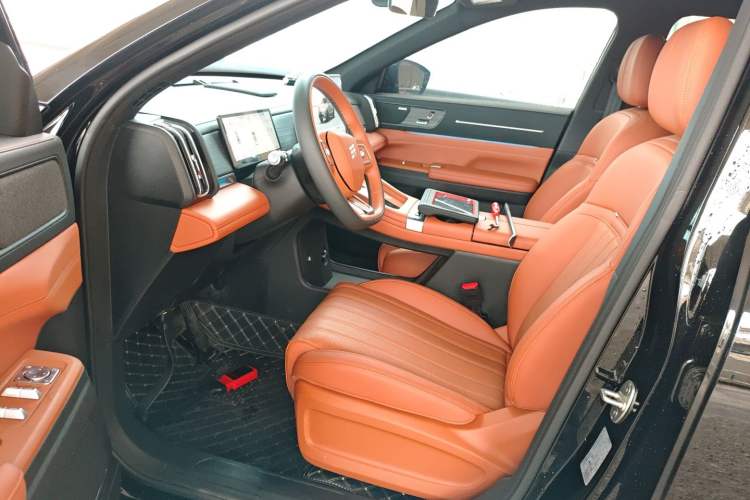 Used JETOUR Shanhai L7 Plus 2025 Model 121km Luxury 5-seater Driver Seat