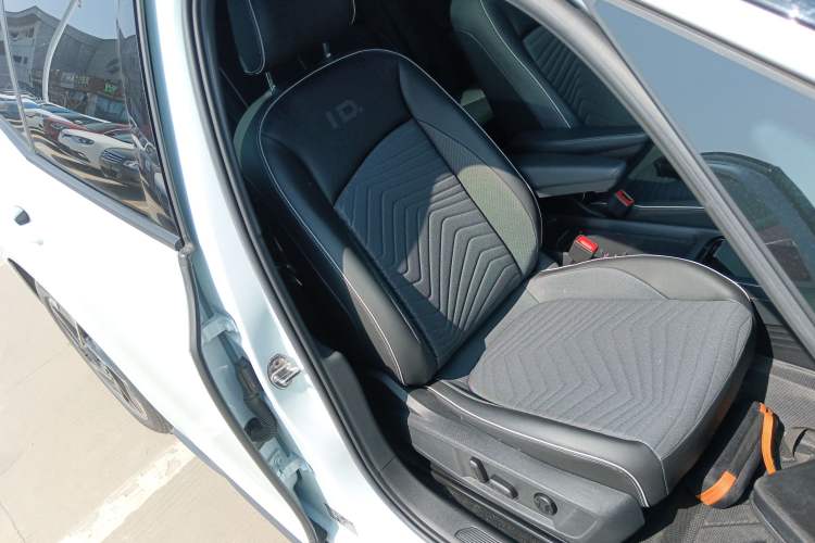 Used Volkswagen ID.3 2023 Upgraded Model Pure Intelligent Enjoyment Version Right Front Seat