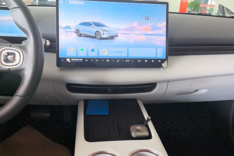 Used Baojun Enjoy 2025 All-Electric 600km Luxury Edition
