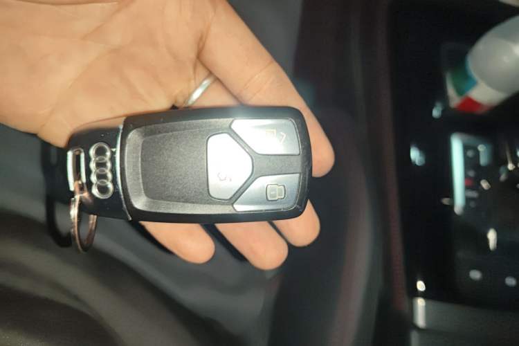 Used Audi Q5L 2022 40T RS Package Performance Model