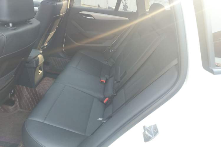 Used BMW X1 2013 sDrive18i Fashion Model
