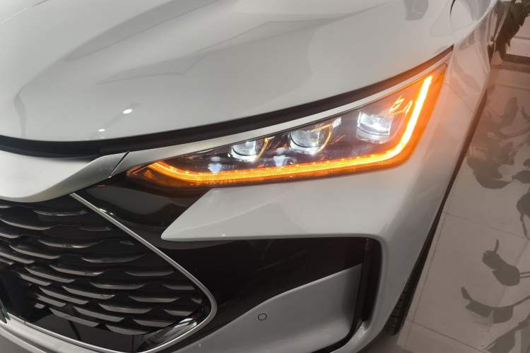 Used BYD Tang New Energy 2025 Intelligent Driving Version DM-i 115KM Flagship Edition Left Front Headlight