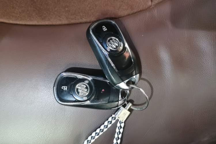 Used Buick Envision 2016 20T Two-Wheel-Drive Elite Model