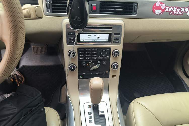 Used Volvo S80L 2011 2.0T ZhiShang Version