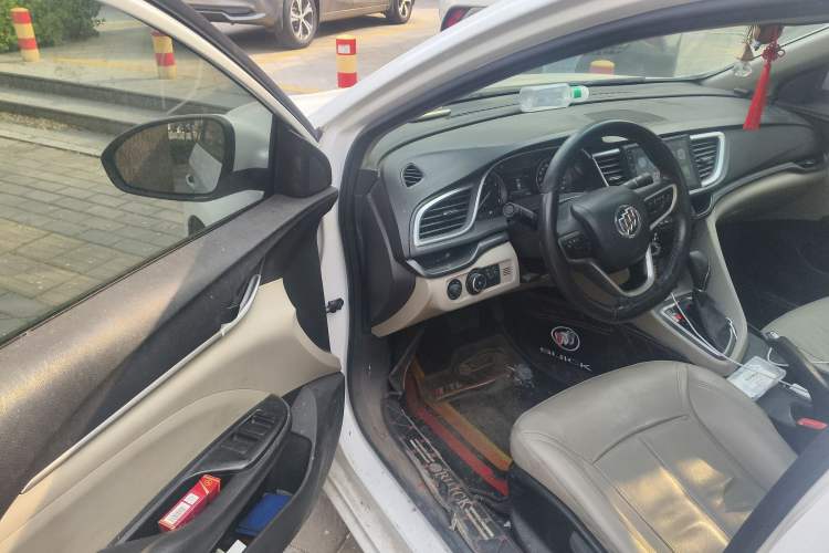 Used Buick GT 2018 15T Dual-Clutch Elite Model China V Standard