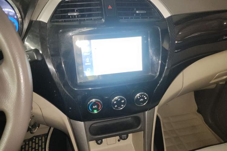 Used Foton Gatu ix5 2016 1.5L Zhiyue Model
