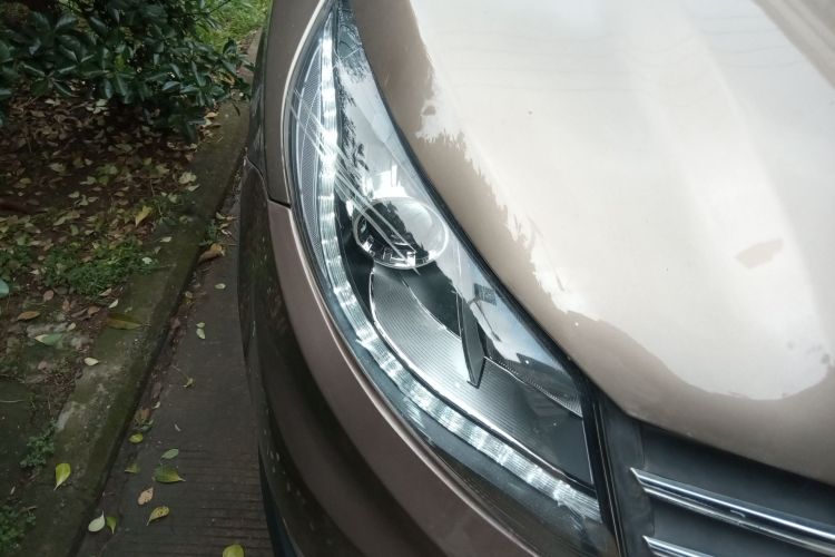 Used Dongfeng Fengon 580 2017 1.5T CVT Luxury Model Right Front Headlight