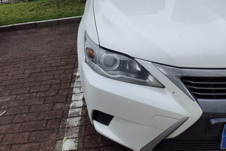 Used Lexus CT 2014 CT200h Elite Edition Monochrome Right Front Headlight