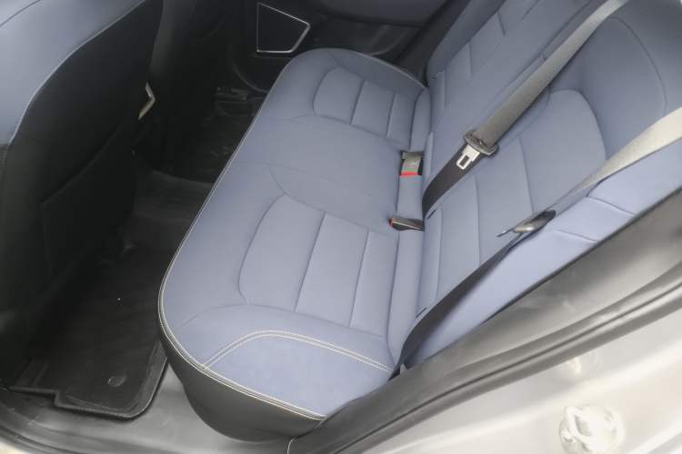 Used Geometry A 2021 Pro Enjoy High-Dimensional Range Edition 430 km A430 Cubic Version Left Rear Seat