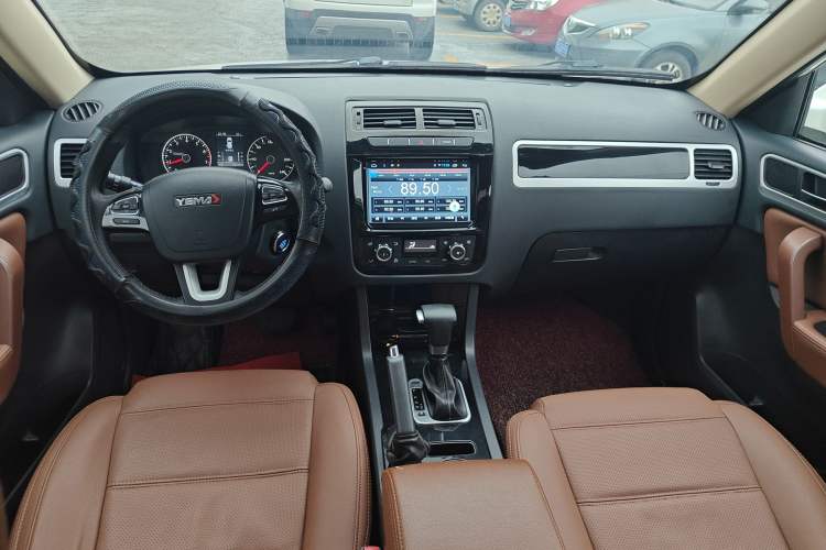 Used Yema T70 2015 Revised 1.8T CVT Elegant Version
