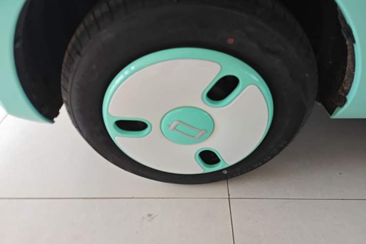 Used Bestune Pony 2024 170km Vitality Horse Left Front Wheel Hub