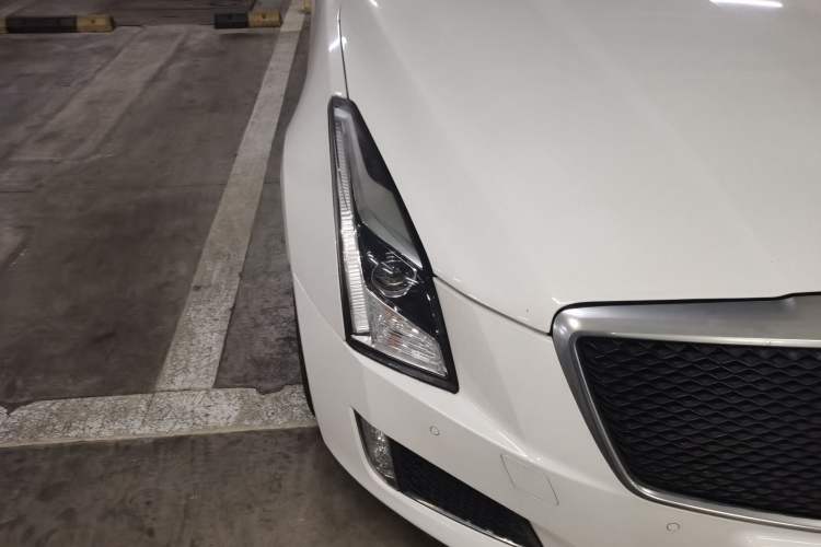 Used Cadillac ATS-L 2016 28T Fashion Edition Right Front Headlight