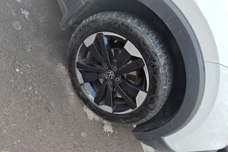 Used Volkswagen Tacqua 2020 1.5L Automatic Yue