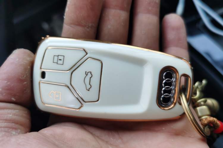 Used Audi A4L 2024 40 TFSI Luxury Dynamic Edition Vehicle Key