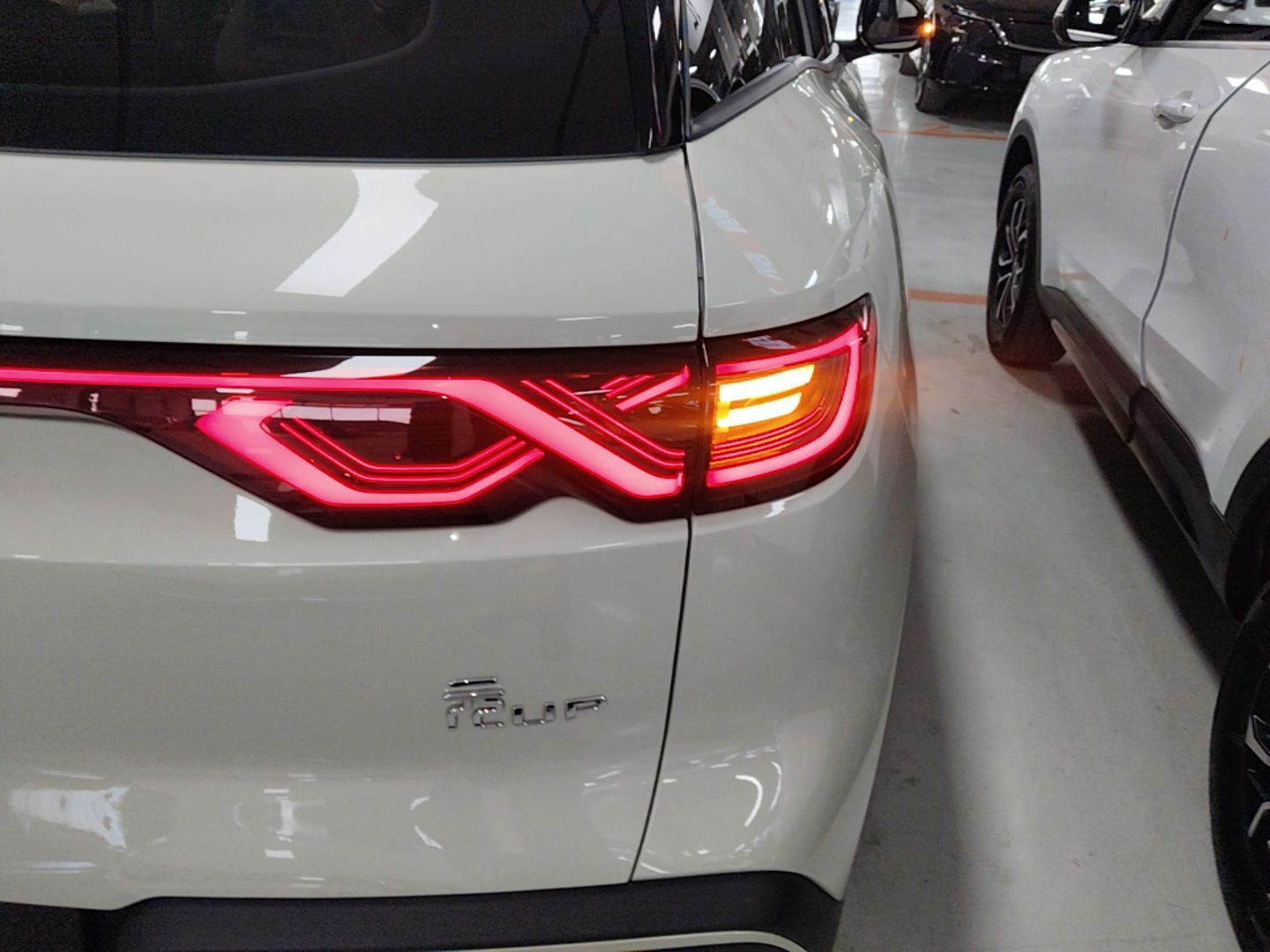 BYD Yuan UP 2024 401 km Active Version — снимка 9