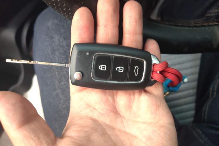 Used CHANGAN KAICHENG Shenqi F30 2016 1.5L Comfort Plus Long Wheelbase DAM15L Vehicle Key