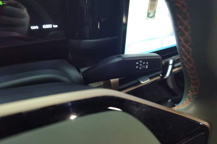 Used iCAR 03 2024 401km Two-Wheel Drive Standard Advanced Version