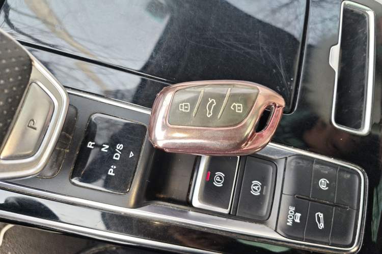 Used Roewe RX5 MAX 2019 400TGI Automatic 4G Connect Luxury Edition