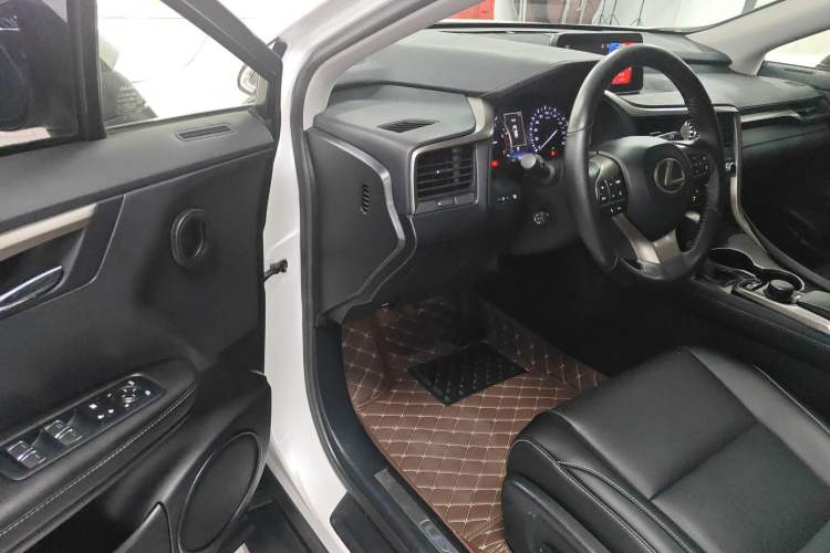 Used Lexus RX 2016 300 Two-Wheel Drive Elite Version China V Standard
