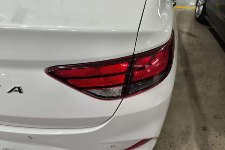 Used Hyundai Celesta 2020 1.6L Automatic GL Enjoyable Edition
