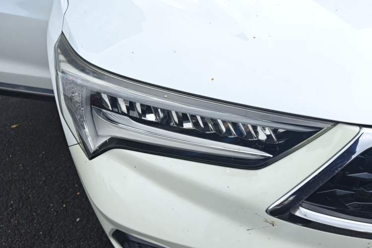 Used Acura CDX 2016 1.5T Two-Wheel Drive Deluxe Edition