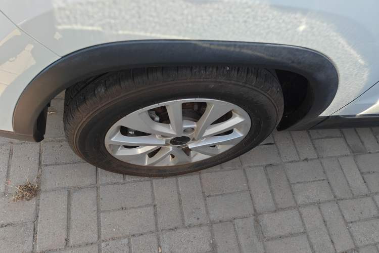 Used BAIC Beijing X3 2019 1.5L Manual Glory Edition Exterior 7