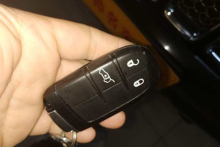 Used Jeep Grand Cherokee 2015 3.0L Comfort Navigation Edition
