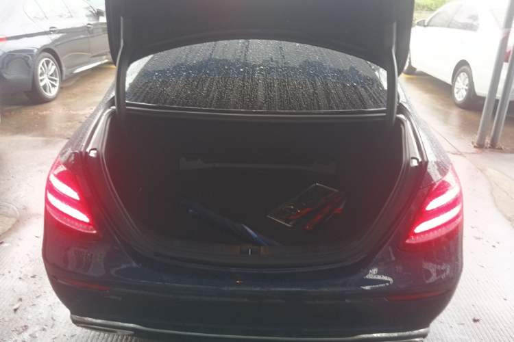 Used Mercedes-Benz E-Class 2018 E 200 L