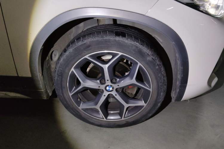 Used BMW X2 2019 sDrive20i M Sport Package China VI Emission Standard Right Front Wheel Hub