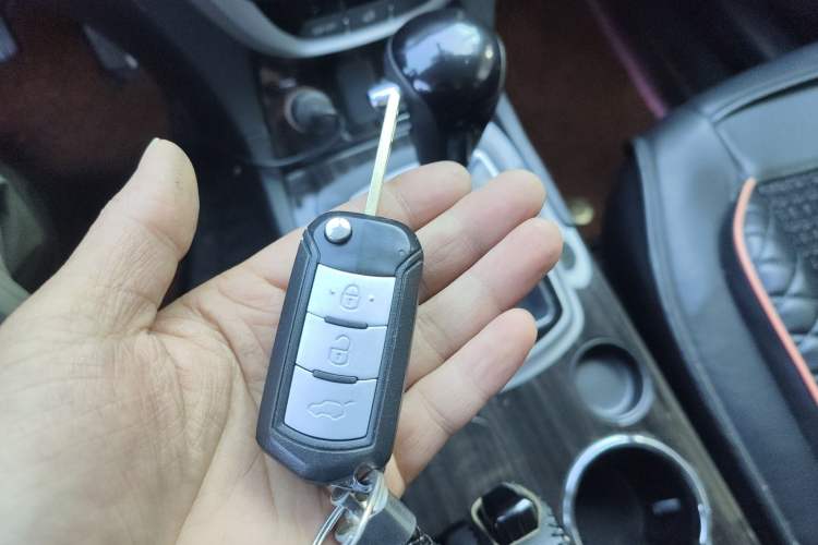 Used GAC Trumpchi GS5 Super 2015 2.0L Automatic Two-Wheel Drive Comfort Edition
