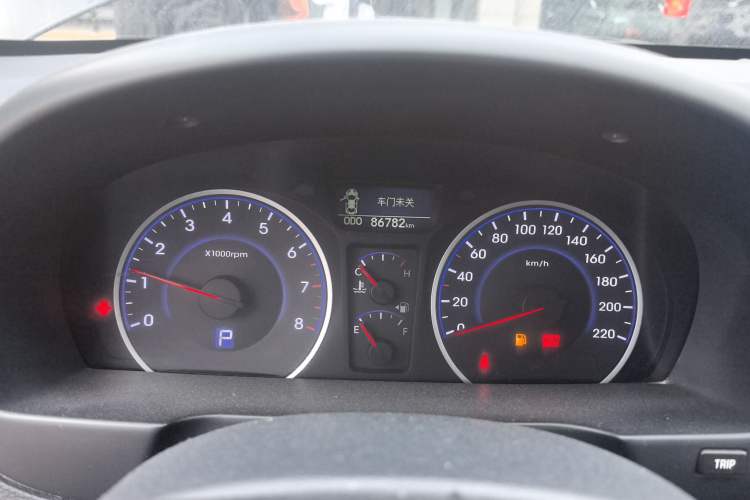 Used Hyundai Celesta 2015 1.6L Automatic Luxury Model
