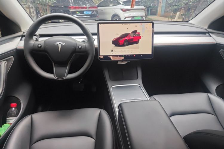 Used Tesla Model Y 2024 Rear-Wheel-Drive Version
