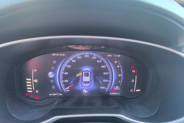 Used Geely Auto Emgrand X7 Sport 2018 1.8TD Automatic Two-Wheel Drive Smart Connect 4G Internet Edition