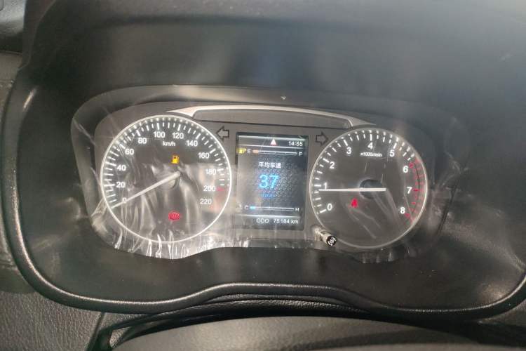 Used SWM X7 2016 1.8L Manual Luxury Edition 7 Seats Instrument Cluster