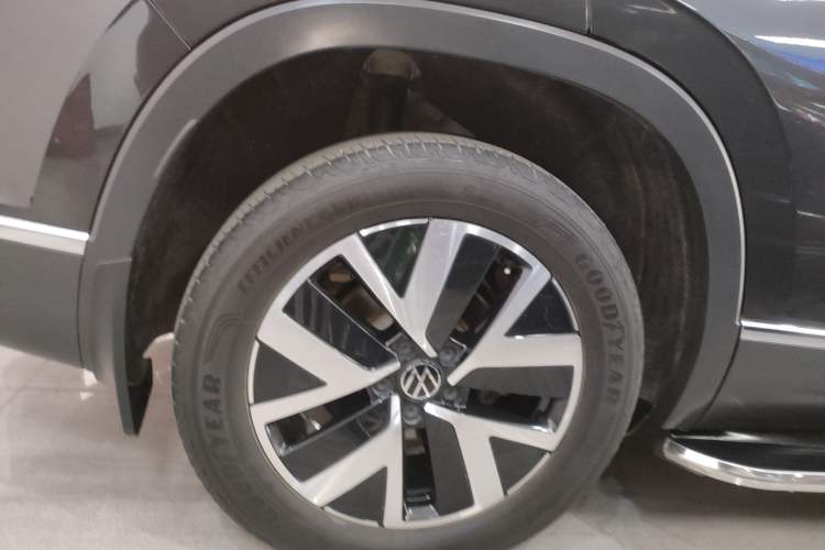 Used Volkswagen Tayron 2024 330TSI Two-Wheel Drive Luxury Plus Advanced Version
