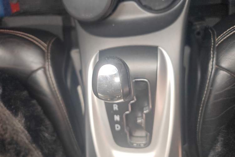 Used Dodge Journey 2013 2.4L Two-Wheel Drive Luxury Version