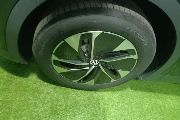 Used Volkswagen ID.4 CROZZ 2026 Model Pure Enjoyment Edition PURE