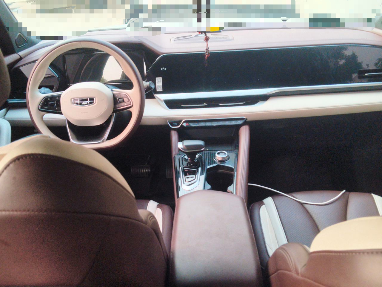 Geely Auto Monjaro L 2021 2.0TD DCT EVO Two-Wheel Drive Prestige Version — снимка 9