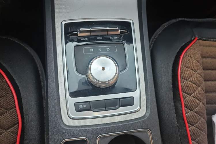 Used Roewe i6 New Energy 2017 45T Hybrid Connect & Smart Enjoyment Edition
