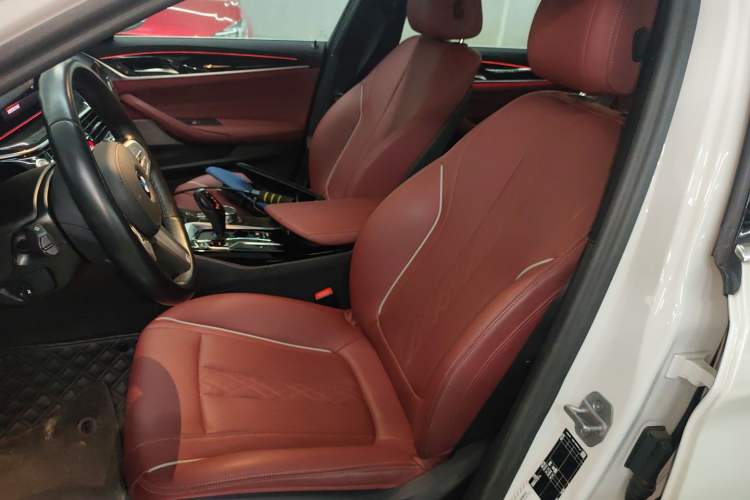 Used BMW 5 Series 2022 Second Facelift 525Li M Sport Package