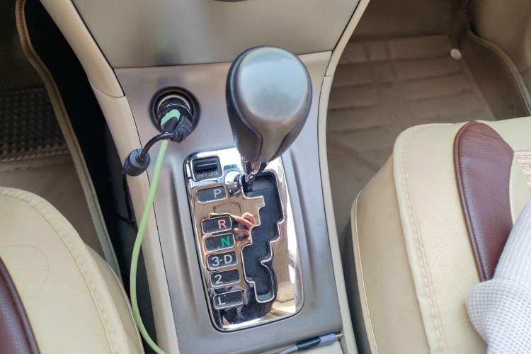 Used Toyota Corolla EX 2013 1.6L Automatic Luxury Edition