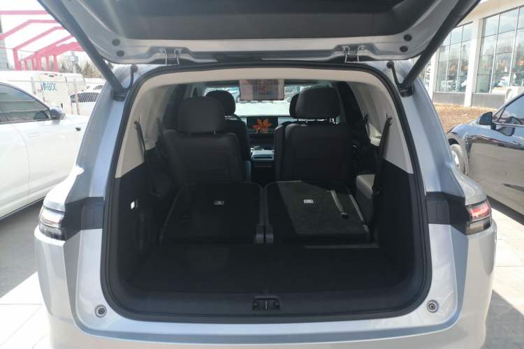 Used Leapmotor C16 2024 Range-Extended 200 Luxury Edition
