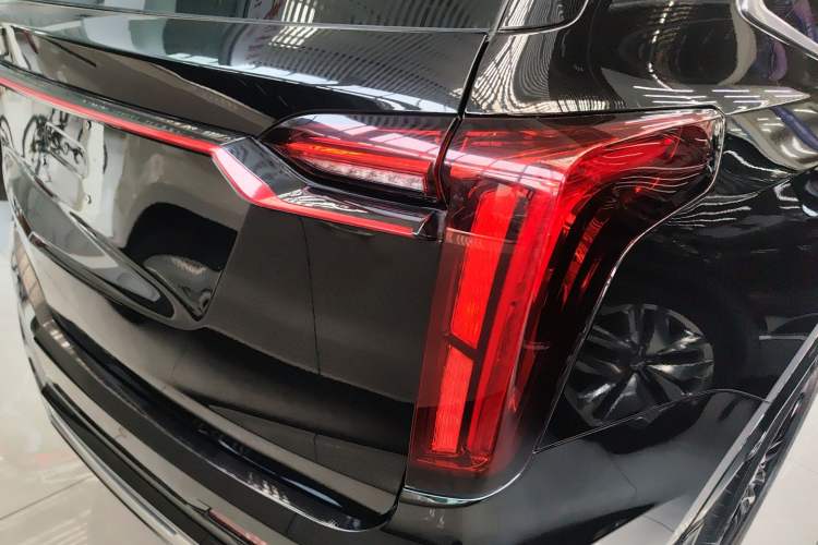 Used Cadillac XT6 2022 2.0T Six-Seater Four-Wheel Drive Luxury 120th Anniversary Limited Edition
